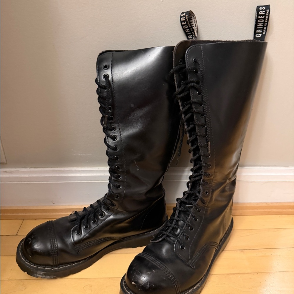 Grinders Black Leather Men's Combat Boots 20 Hole